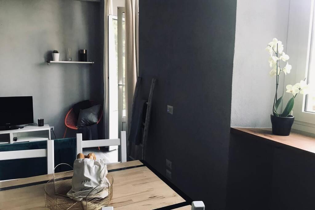 Mazzini Apartment อาโรนา ภายนอก รูปภาพ